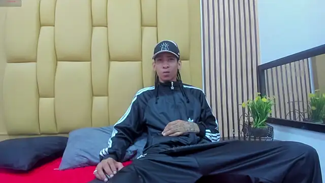 Snapshot of mikeegun chatting on March 4, 2025, 11:29 am mikeegun online show from March 4, 2025, 11:29 am