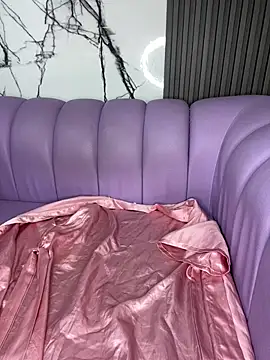 Aaliyah Salma online show from April 15, 2026, 7:07 pm