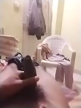 Muscular02 online show from February 18, 2025, 8:14 pm