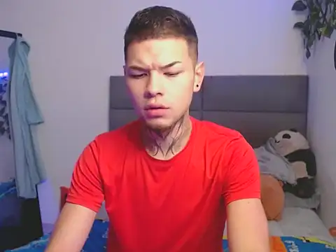 MarceloMilk online show from October 15, 2025, 4:44 am