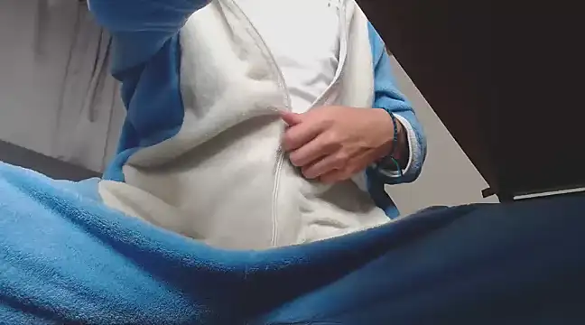 MarceloMilk online show from March 17, 2025, 2:08 am