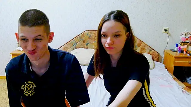 Ivy Lester online show from March 21, 2025, 6:07 pm