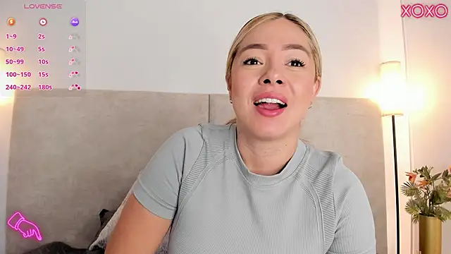 Saori newman online show from November 18, 2025, 11:57 am