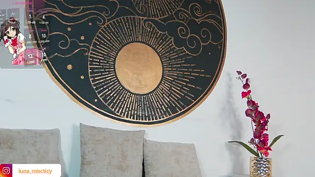 Snapshot of Lunamistyc chatting on September 20, 2025, 7:30 pm Lunamistyc online show from September 20, 2025, 7:30 pm