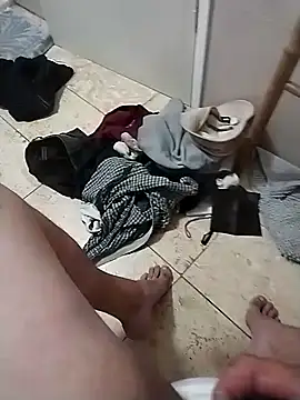 RobbyThrobb online show from January 11, 2025, 8:22 am