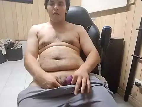 RobbyThrobb online show from January 23, 2025, 9:39 am