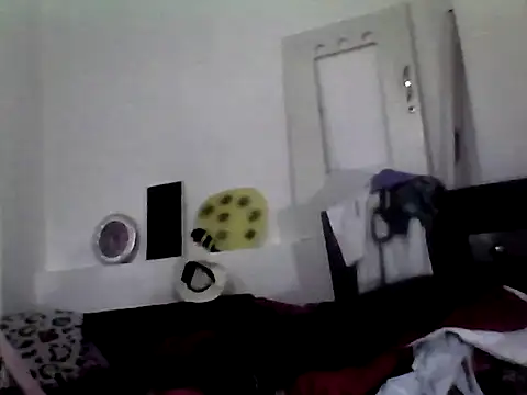 ariana crazzy online show from October 29, 2025, 9:25 pm