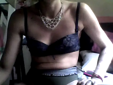 ariana crazzy online show from March 4, 2025, 4:20 pm