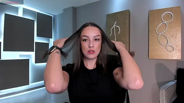 KaiaFerreira online show from November 10, 2025, 7:19 pm