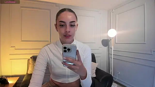 Snapshot of KaiaFerreira chatting on February 12, 2026, 5:02 pm KaiaFerreira online show from February 12, 2026, 5:02 pm