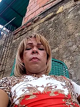 blondebitchlitle online show from April 13, 2026, 9:19 pm