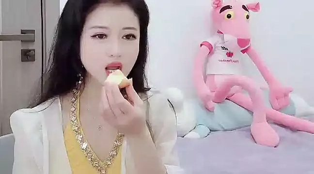 starsqimei online show from March 12, 2025, 6:29 am