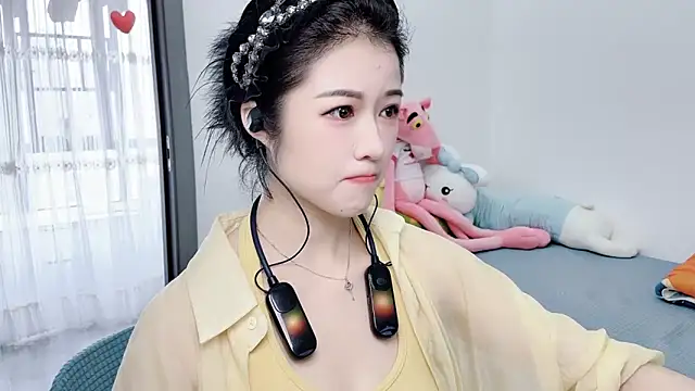 starsqimei online show from September 10, 2025, 2:43 am