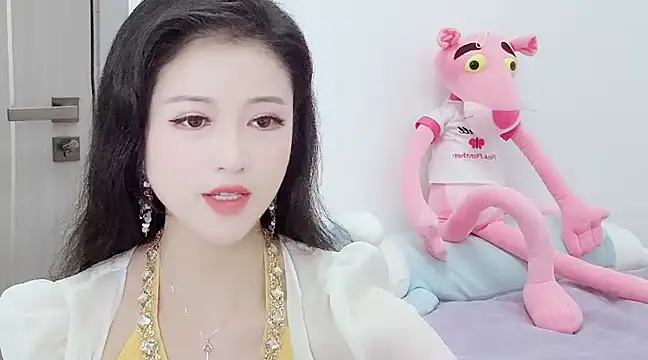 starsqimei online show from March 12, 2025, 3:24 am