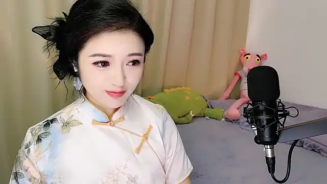 starsqimei online show from April 3, 2026, 5:58 am