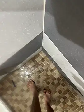 Snapshot of mylovetr1 chatting on December 21, 2025, 11:38 pm mylovetr1 online show from December 21, 2025, 11:38 pm