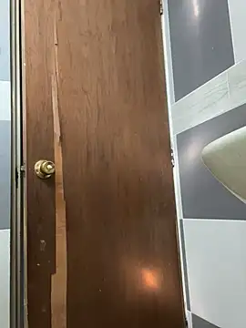 Snapshot of mylovetr1 chatting on March 2, 2025, 11:39 pm mylovetr1 online show from March 2, 2025, 11:39 pm