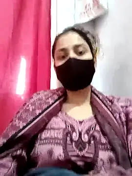 Snapshot of magicmoment00786 chatting on November 30, 2025, 6:47 am magicmoment00786 online show from November 30, 2025, 6:47 am