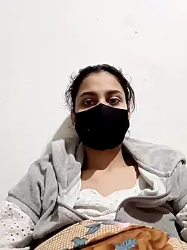 Snapshot of magicmoment00786 chatting on February 2, 2025, 3:49 pm magicmoment00786 online show from February 2, 2025, 3:49 pm