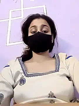 Snapshot of magicmoment00786 chatting on November 5, 2025, 4:54 pm magicmoment00786 online show from November 5, 2025, 4:54 pm