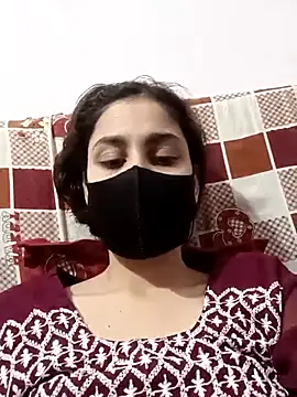 Snapshot of magicmoment00786 chatting on November 8, 2025, 1:36 pm magicmoment00786 online show from November 8, 2025, 1:36 pm