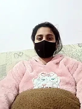 Snapshot of magicmoment00786 chatting on January 18, 2025, 10:39 am magicmoment00786 online show from January 18, 2025, 10:39 am