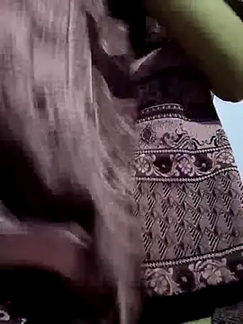 Snapshot of magicmoment00786 chatting on November 18, 2025, 8:28 am magicmoment00786 online show from November 18, 2025, 8:28 am