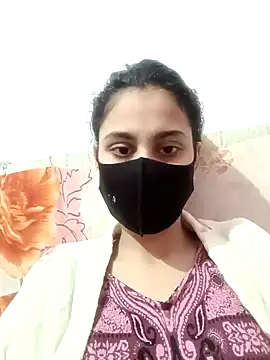 Snapshot of magicmoment00786 chatting on January 14, 2025, 9:35 am magicmoment00786 online show from January 14, 2025, 9:35 am