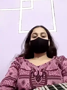 Snapshot of magicmoment00786 chatting on November 15, 2025, 4:44 pm magicmoment00786 online show from November 15, 2025, 4:44 pm