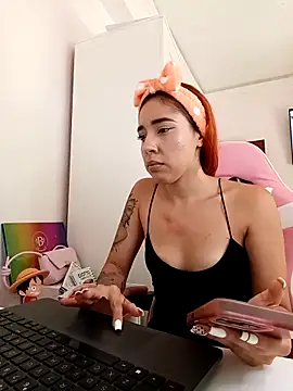 Snapshot of alexxxa69 chatting on September 16, 2025, 12:50 pm alexxxa69 online show from September 16, 2025, 12:50 pm