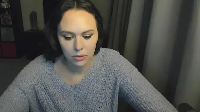 MollyCheiz online show from September 23, 2025, 10:06 pm