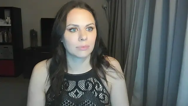 MollyCheiz online show from April 7, 2026, 8:54 pm