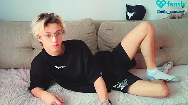 Ostin meow online show from February 22, 2025, 7:45 am