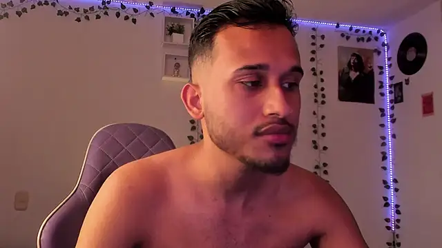 Raf brunette online show from February 7, 2025, 11:56 am