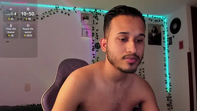 Raf brunette online show from February 26, 2025, 11:11 am