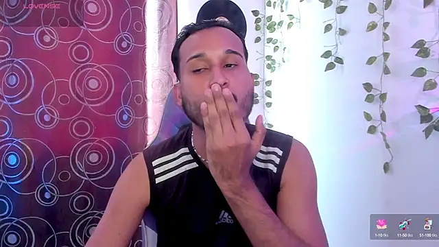 Raf brunette online show from October 2, 2025, 4:54 pm