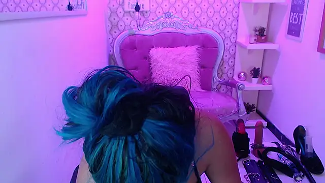 scarleth blue online show from March 22, 2025, 3:09 am