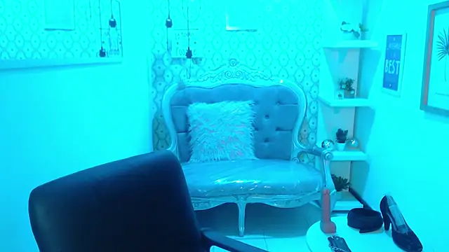 scarleth blue online show from March 18, 2025, 3:02 am