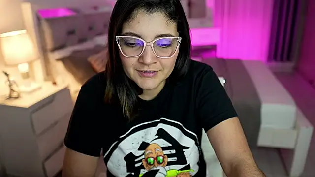 Camilaa bueno online show from February 11, 2025, 12:38 am