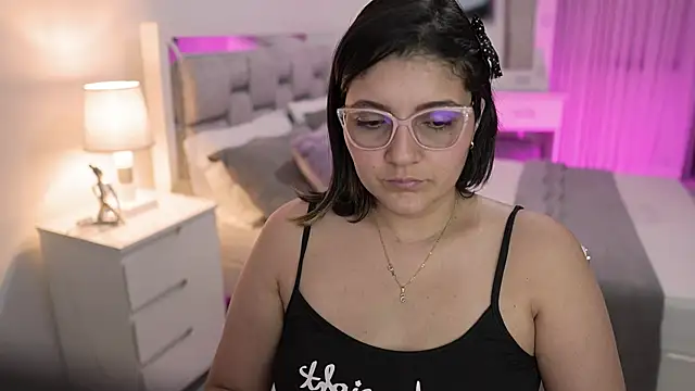 Camilaa bueno online show from January 19, 2025, 3:08 am