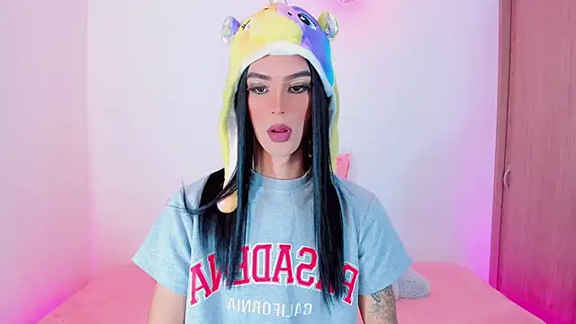 Ashley Reminton online show from March 2, 2025, 10:58 am