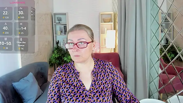 Snapshot of AlexandraKind chatting on October 10, 2025, 1:34 pm AlexandraKind online show from October 10, 2025, 1:34 pm