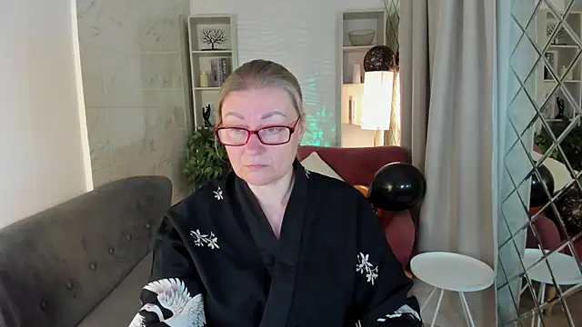 Snapshot of AlexandraKind chatting on October 30, 2025, 1:42 pm AlexandraKind online show from October 30, 2025, 1:42 pm