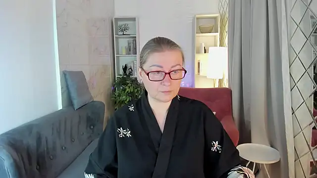 Snapshot of AlexandraKind chatting on November 9, 2025, 1:37 pm AlexandraKind online show from November 9, 2025, 1:37 pm