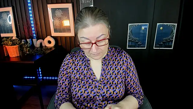 Snapshot of AlexandraKind chatting on November 26, 2025, 1:44 pm AlexandraKind online show from November 26, 2025, 1:44 pm