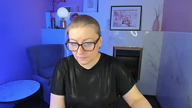 Snapshot of AlexandraKind chatting on March 15, 2025, 1:51 pm AlexandraKind online show from March 15, 2025, 1:51 pm