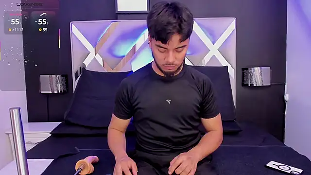 Tommidubois online show from February 22, 2025, 3:23 am