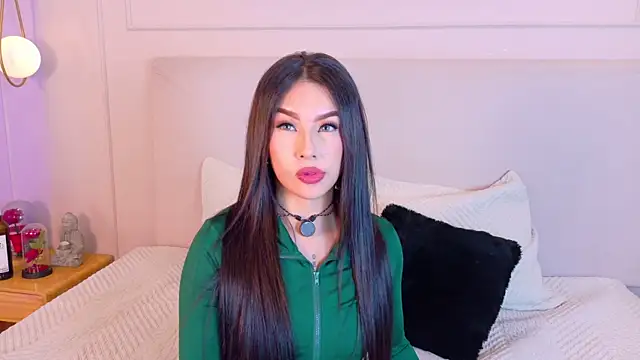 EymiCuper online show from February 13, 2026, 7:25 pm