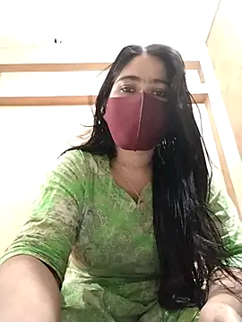 Magical Girl- online show from September 20, 2025, 4:06 am