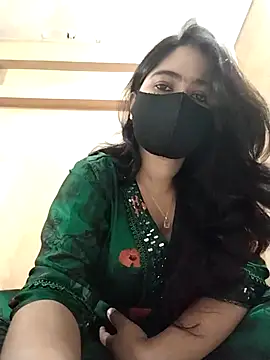 Magical Girl- online show from November 15, 2025, 4:38 am